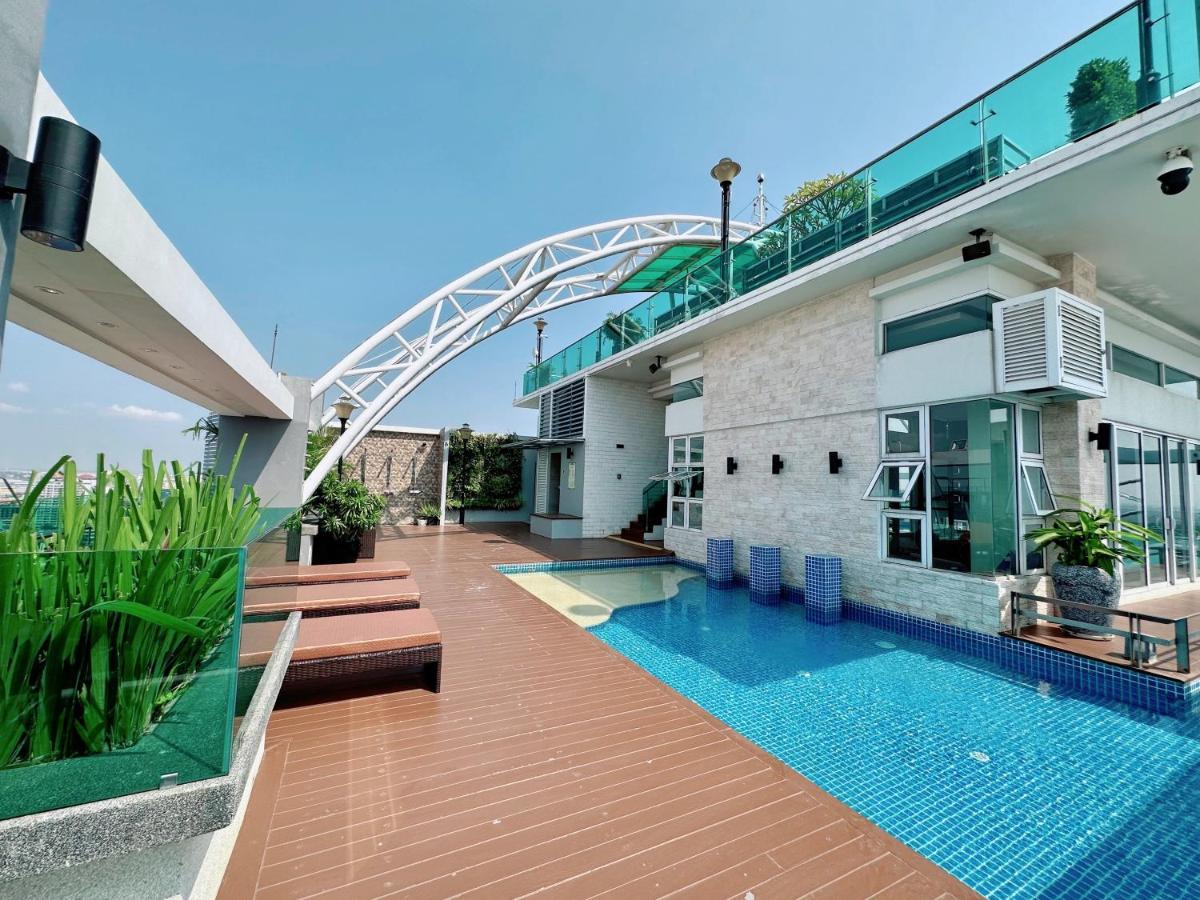 Infinity 28 Hotel And Residence Phnom Penh Exterior foto
