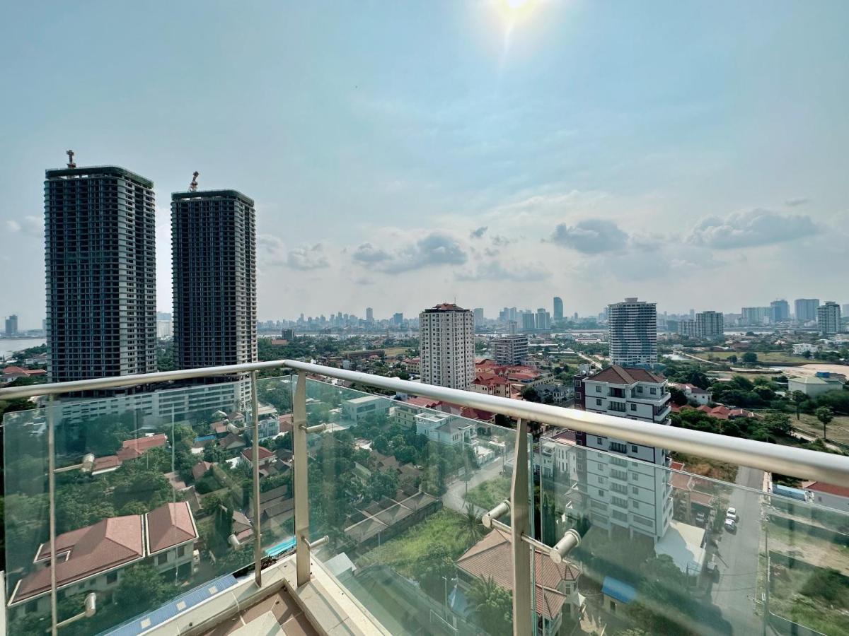 Infinity 28 Hotel And Residence Phnom Penh Exterior foto
