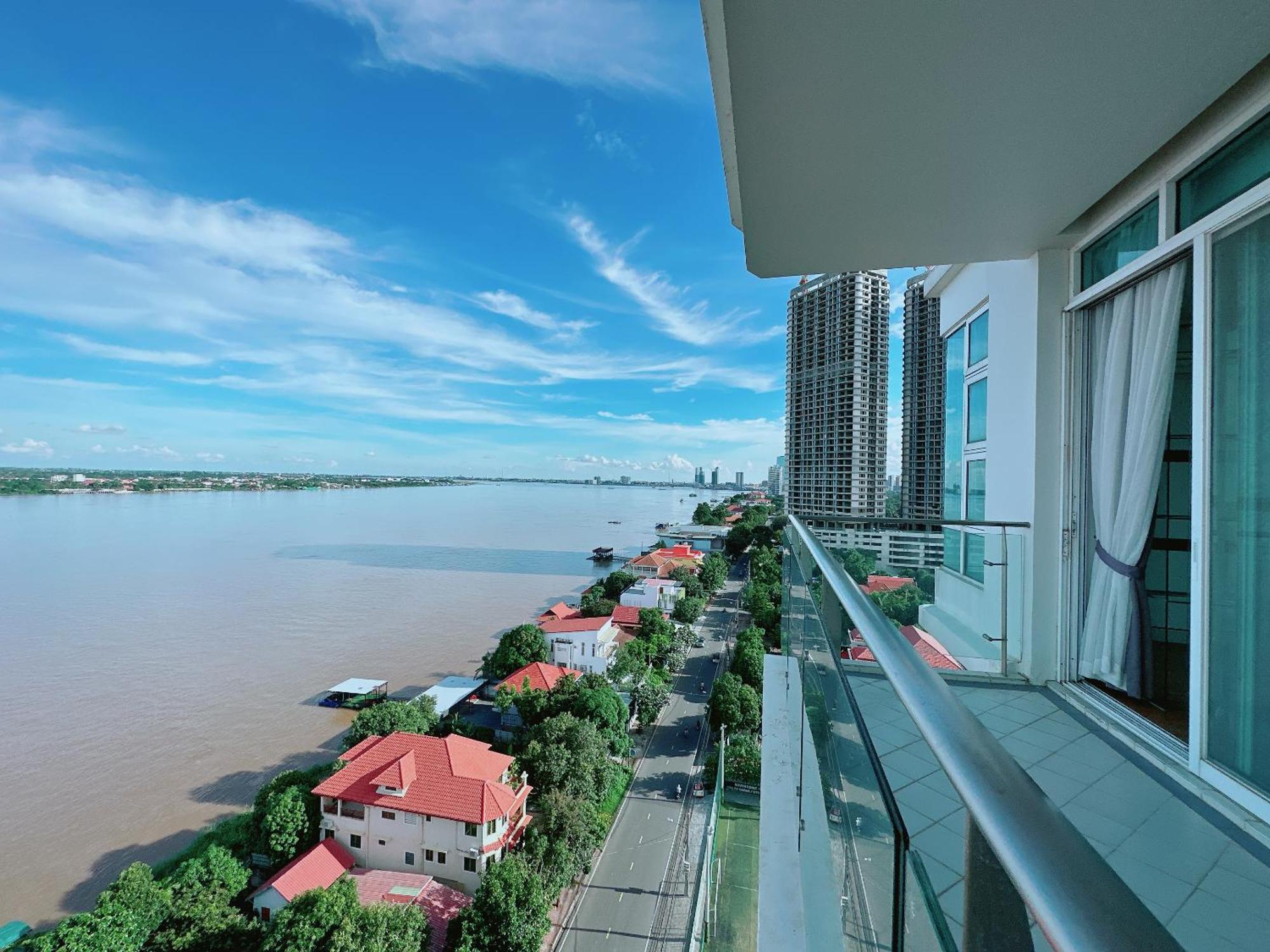 Infinity 28 Hotel And Residence Phnom Penh Exterior foto